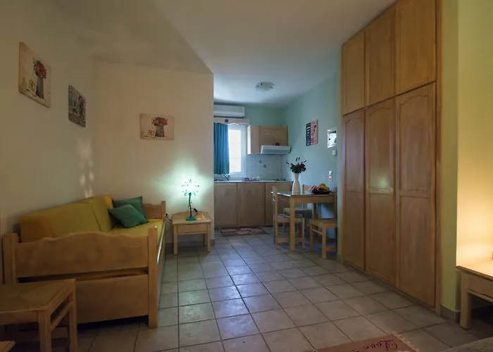 Filoxenes Katoikies Apartman Diakófti