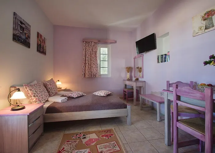 Filoxenes Katoikies Apartman Diakófti